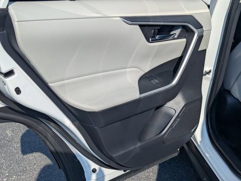 Used 2024 Toyota RAV4 XLE Premium image 18