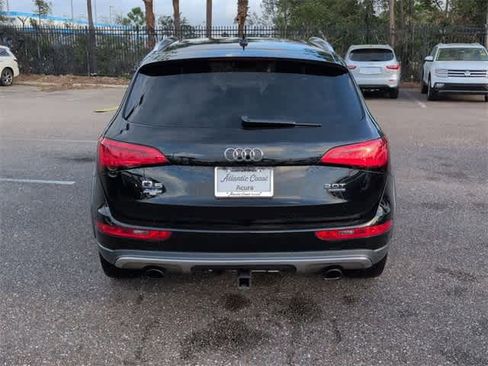 Used 2017 Audi Q5 2.0T Premium Plus w/ Technology Package image 7