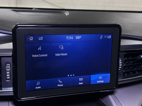 Certified 2022 Ford Explorer XLT w/ Equipment Group 202A AWD/4WD image 53