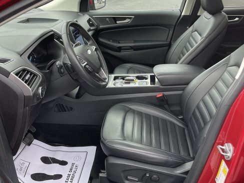 Certified 2022 Ford Edge SEL w/ Convenience Package AWD/4WD image 17