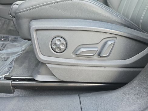 Certified 2022 Audi Q5 2.0T Premium w/ Convenience Package image 27