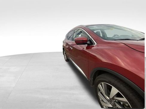 Used 2020 Nissan Murano SL w/ Moonroof Package image 15