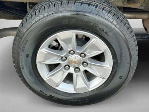 Used 2025 Chevrolet Silverado 1500 LT AWD/4WD image 7
