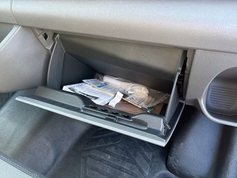 Used 2025 Ford Transit 250 148 Medium Roof Extended AWD image 16