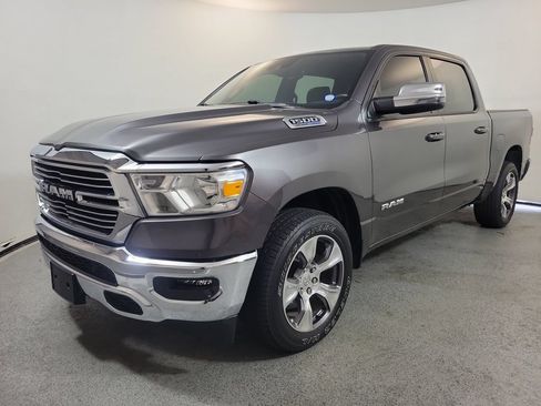 Used 2024 RAM 1500 Laramie AWD/4WD image 3