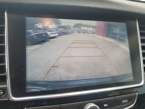 Used 2018 Buick Encore Preferred FWD image 23