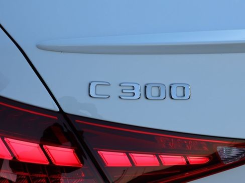 Certified 2025 Mercedes-Benz C 300 4MATIC Sedan image 8