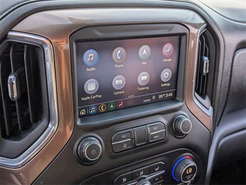 Used 2019 Chevrolet Silverado 1500 High Country w/ Technology Package image 22