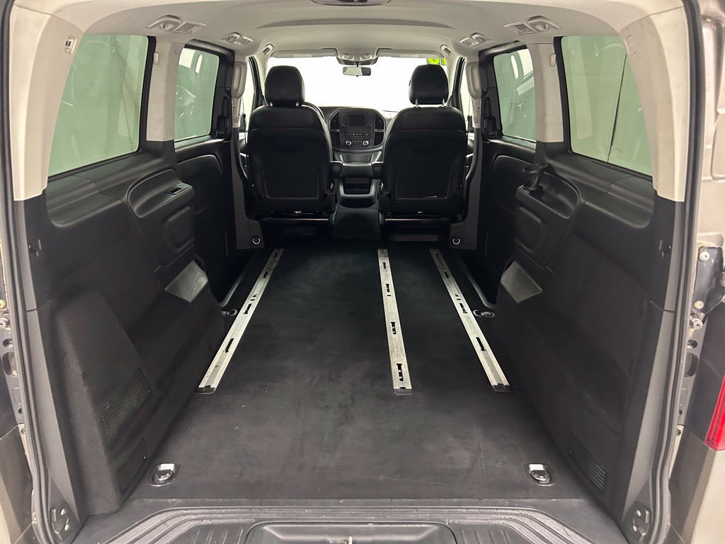 Used 2016 Mercedes-Benz Metris Passenger image 14