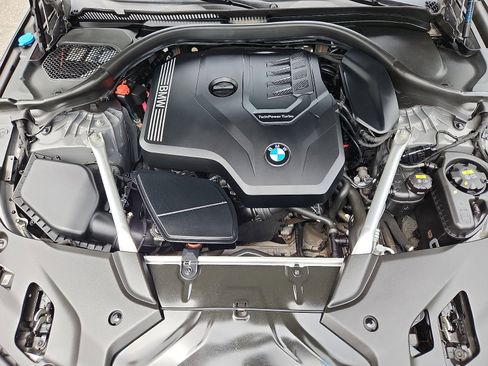 Used 2021 BMW 530i xDrive w/ M Sport Package AWD/4WD image 29