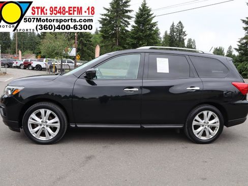 Used 2018 Nissan Pathfinder SL w/ SL Premium Package AWD/4WD image 3