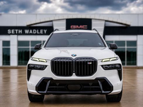 Used 2023 BMW X7 M60i w/ Executive Package AWD/4WD image 2