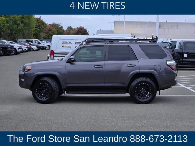 Used 2016 Toyota 4Runner SR5 Premium AWD/4WD image 3