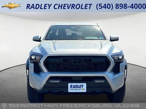 Used 2024 Toyota Tacoma TRD Off-Road AWD/4WD image 22