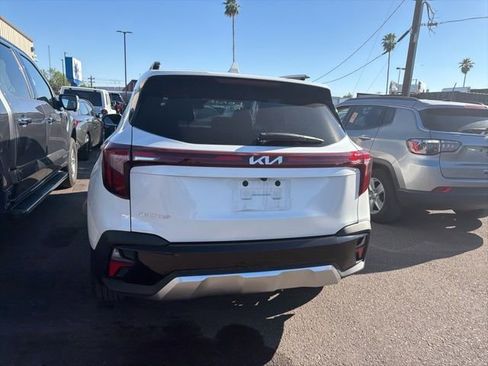 Used 2024 Kia Seltos S image 6
