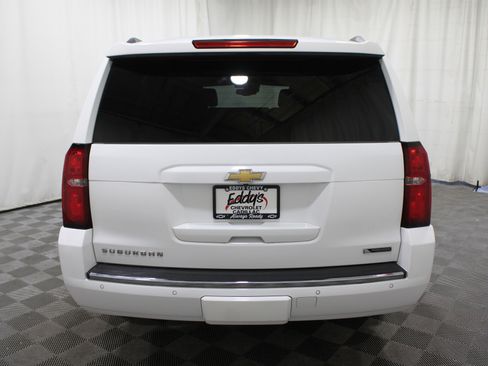 Used 2018 Chevrolet Suburban Premier image 35