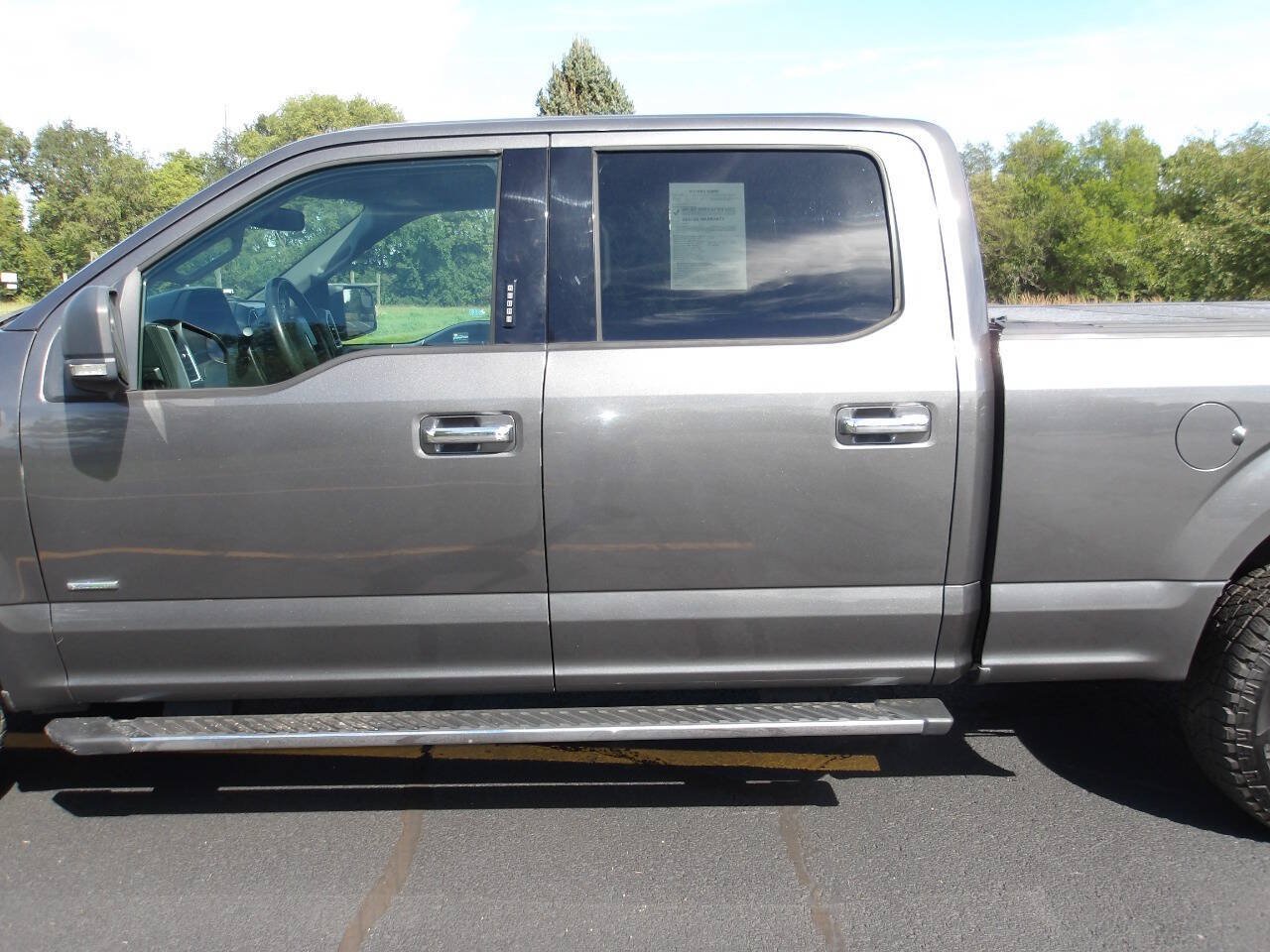 Used 2015 Ford F150 XLT w/ Equipment Group 302A Luxury AWD/4WD image 36