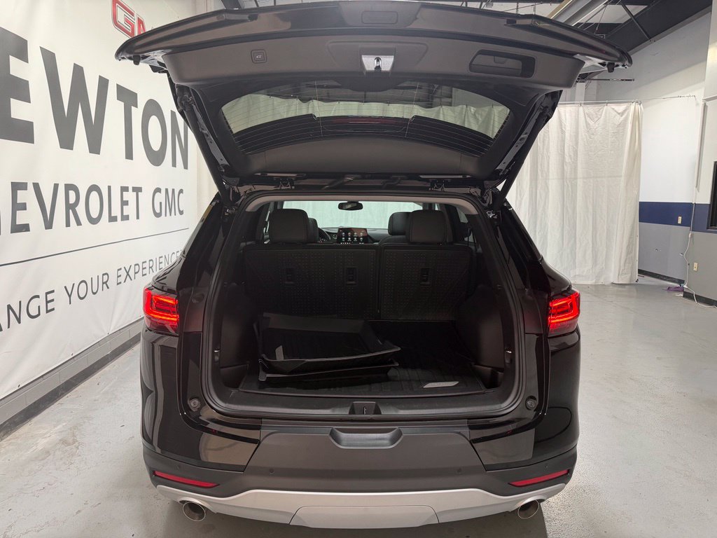 New 2026 Chevrolet Blazer LT w/ LPO, Floor Liner Package FWD image 36