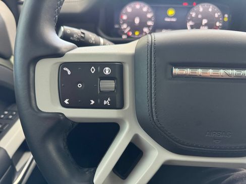 Used 2024 Land Rover Defender 130 X-Dynamic SE AWD/4WD image 23