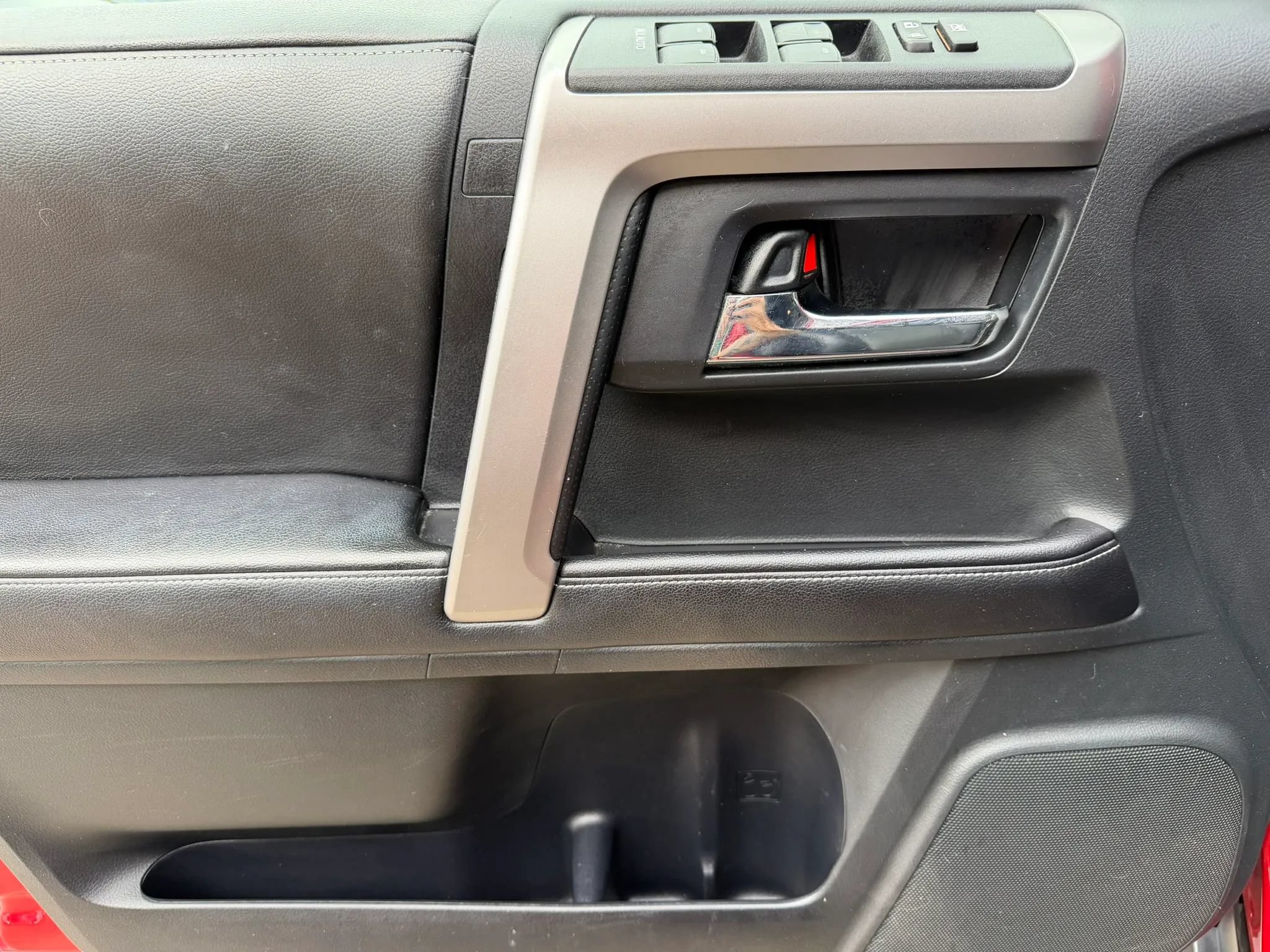 Used 2015 Toyota 4Runner SR5 Premium AWD/4WD image 9