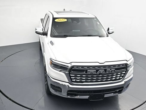 Used 2025 RAM 1500 Limited AWD/4WD image 24