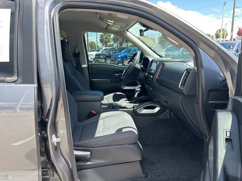 Certified 2023 Nissan Frontier SV w/ SV Convenience Package RWD image 41