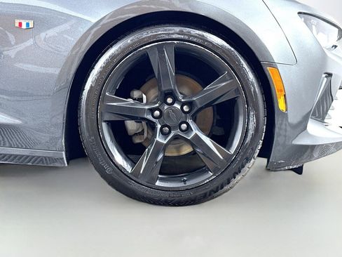 Used 2016 Chevrolet Camaro LT w/ Technology Package image 36