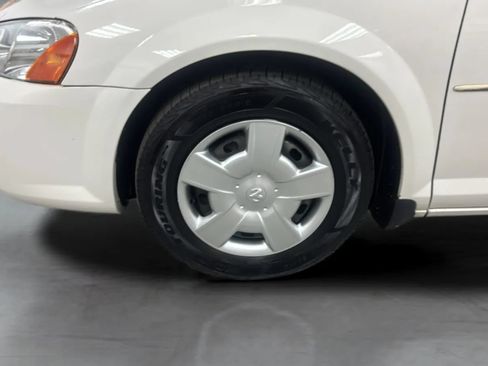 Used 2006 Dodge Stratus SXT FWD image 26