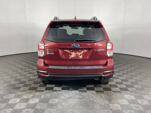 Used 2018 Subaru Forester 2.5i Premium image 4