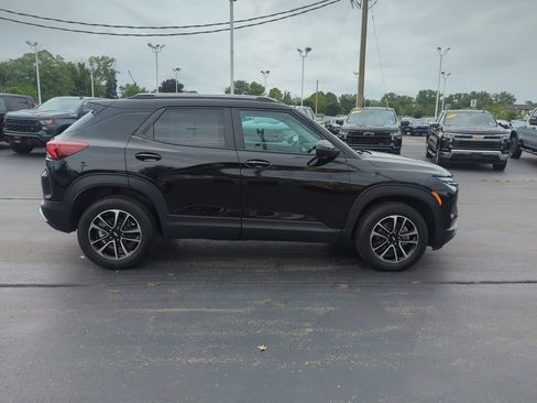 Certified 2025 Chevrolet TrailBlazer LT AWD/4WD image 10