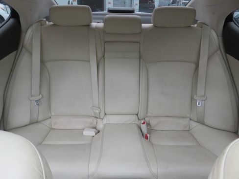 Used 2010 Lexus IS 250 RWD image 23