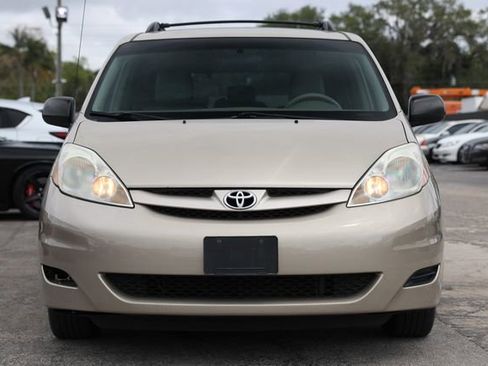 Used 2009 Toyota Sienna LE image 20