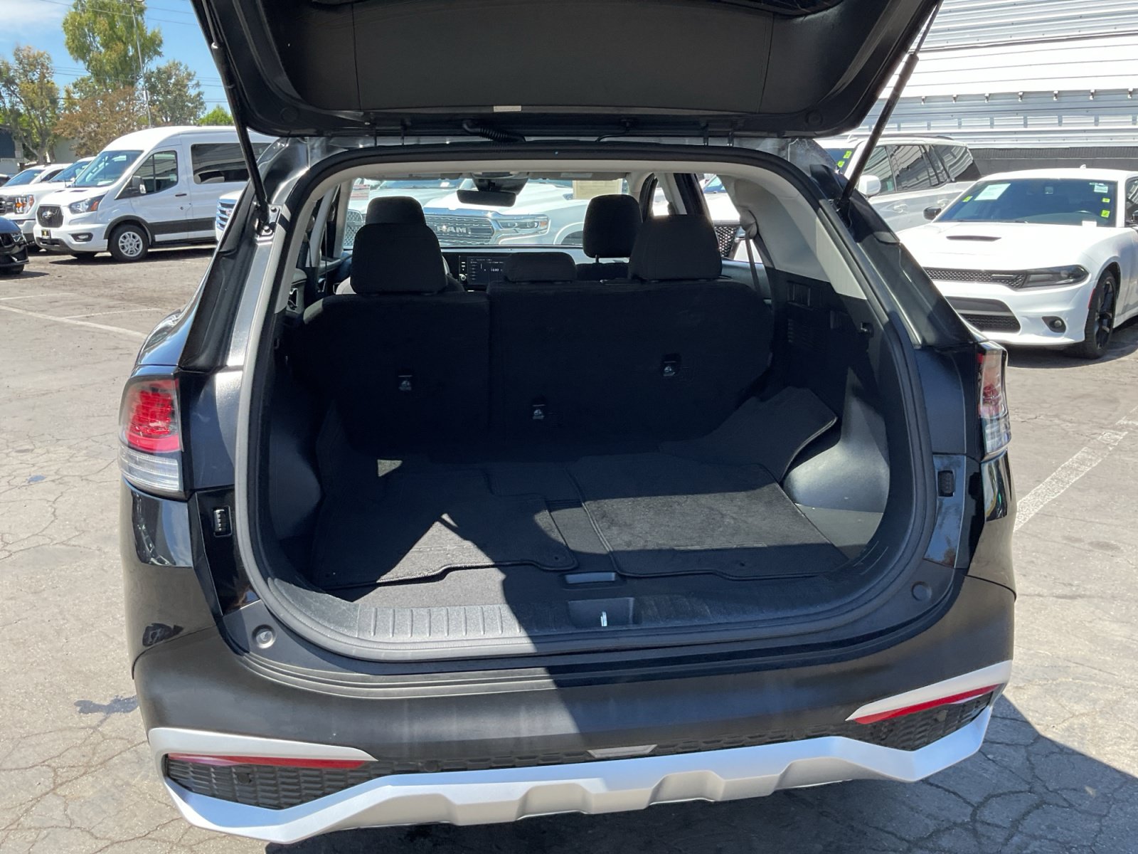 Used 2023 Kia Sportage LX FWD image 25