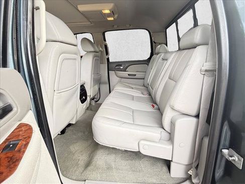 Used 2008 Chevrolet Silverado 2500 LTZ w/ Safety Package AWD/4WD image 13