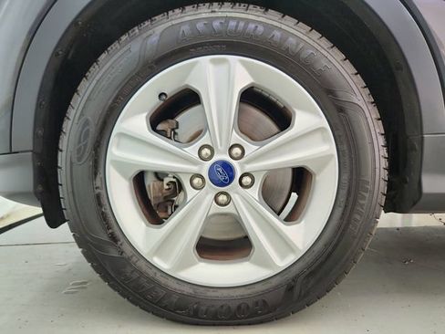 Used 2016 Ford Escape SE w/ Equipment Group 201A AWD/4WD image 30