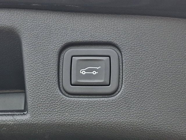 Used 2024 Chevrolet Blazer EV LT AWD/4WD image 32
