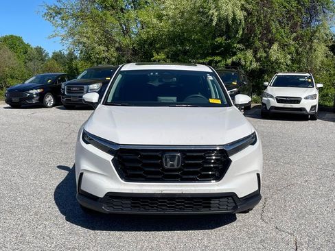 Used 2023 Honda CR-V EX image 2