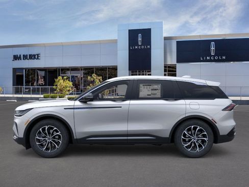 New 2025 Lincoln Nautilus Premier w/ Equipment Group 102A image 2