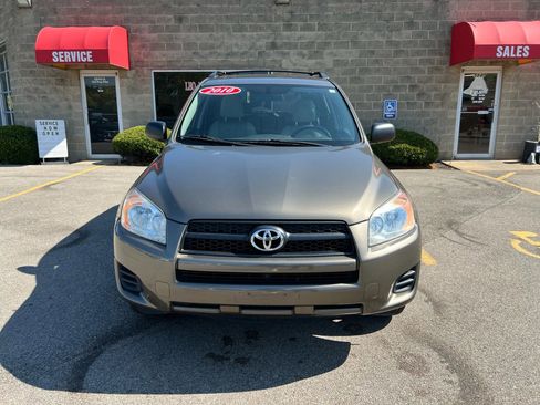 Used 2010 Toyota RAV4 4WD image 2