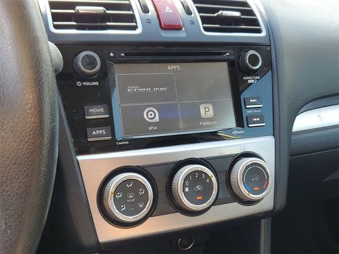 Used 2017 Subaru Crosstrek 2.0i Premium w/ Moonroof Package image 27