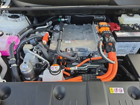 New 2026 Toyota bZ FWD image 31