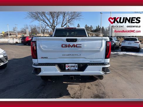 Used 2026 GMC Sierra 3500 Denali w/ Denali Reserve Package AWD/4WD image 5