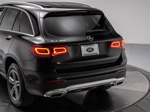 Used 2022 Mercedes-Benz GLC 300 image 29