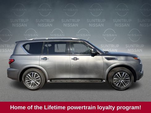 Used 2024 Nissan Armada SL image 7