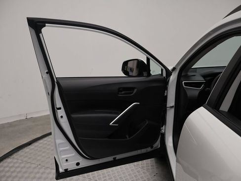 Certified 2024 Toyota Corolla Cross LE FWD image 16