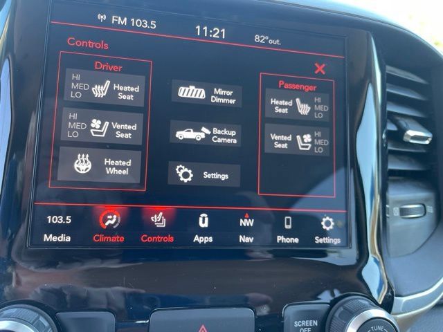 Used 2020 RAM 1500 Laramie AWD/4WD image 39