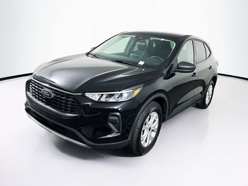 Used 2025 Ford Escape Active image 3