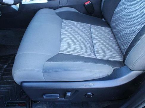 Certified 2019 Toyota Tundra SR5 image 16