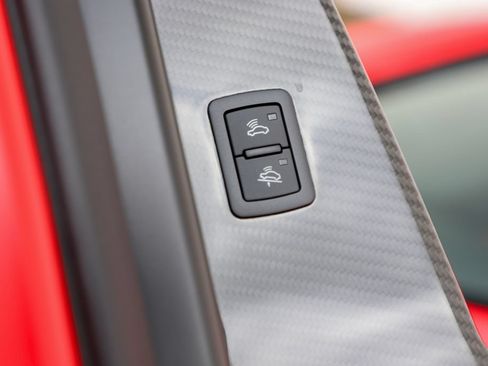 Used 2019 Lamborghini Aventador SVJ AWD/4WD image 85