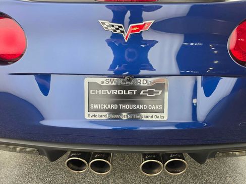 Used 2007 Chevrolet Corvette Coupe w/ Preferred Equipment Group RWD image 12
